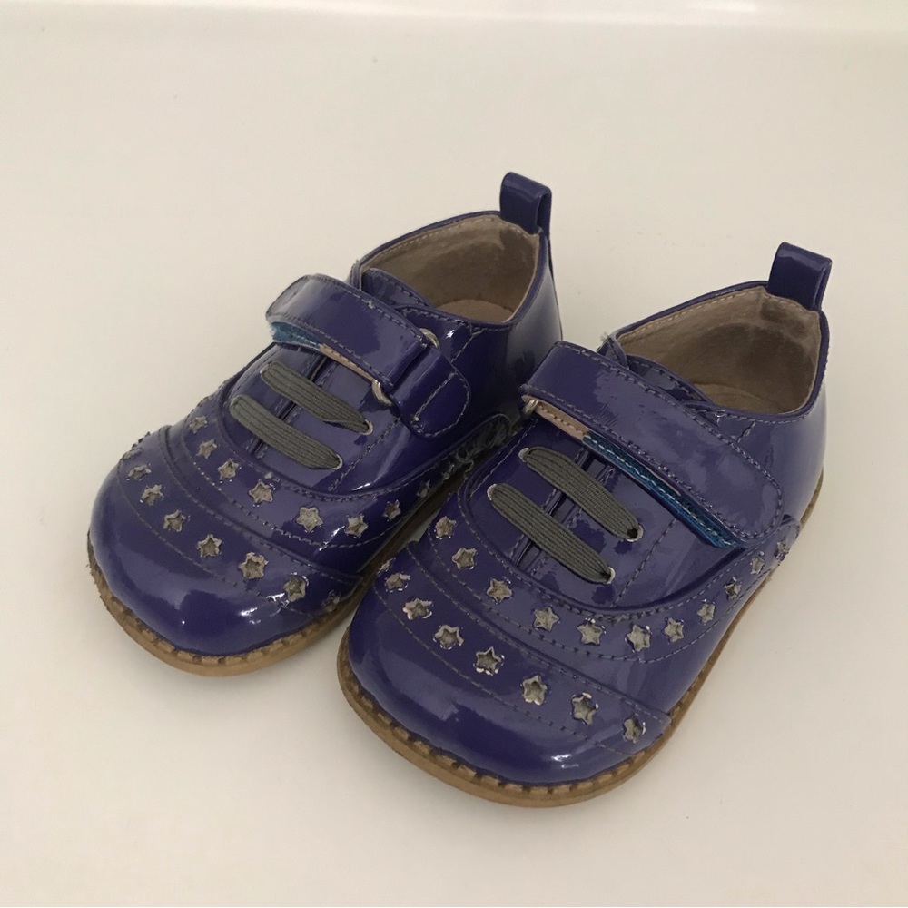 Livie & Luca Putple Patent Star Cut Out Dress Shoes - Size 6